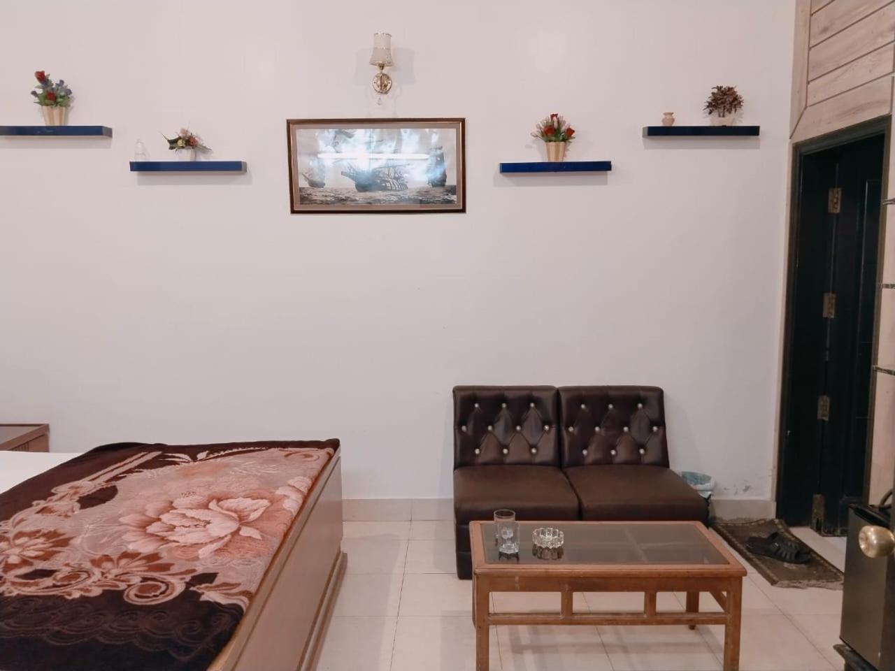Al Raheem Guest House Хайдарабад Экстерьер фото